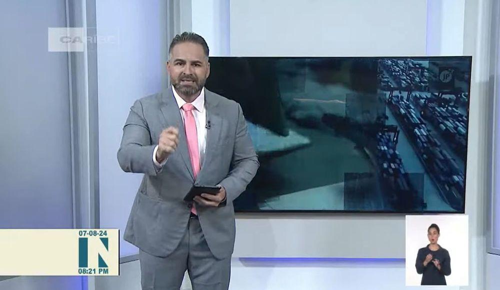 Periodista Oliver Zamora. Captura de pantalla de reporte de la Televisión Cubana. 